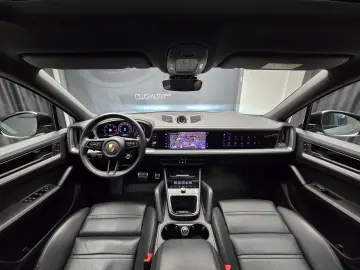 Porsche Cayenne S Coupe V8