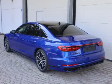 AUDI A8L 60 TFSIe EXCLUSIVE S-LINE