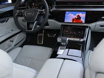 AUDI A8L 60 TFSIe EXCLUSIVE S-LINE