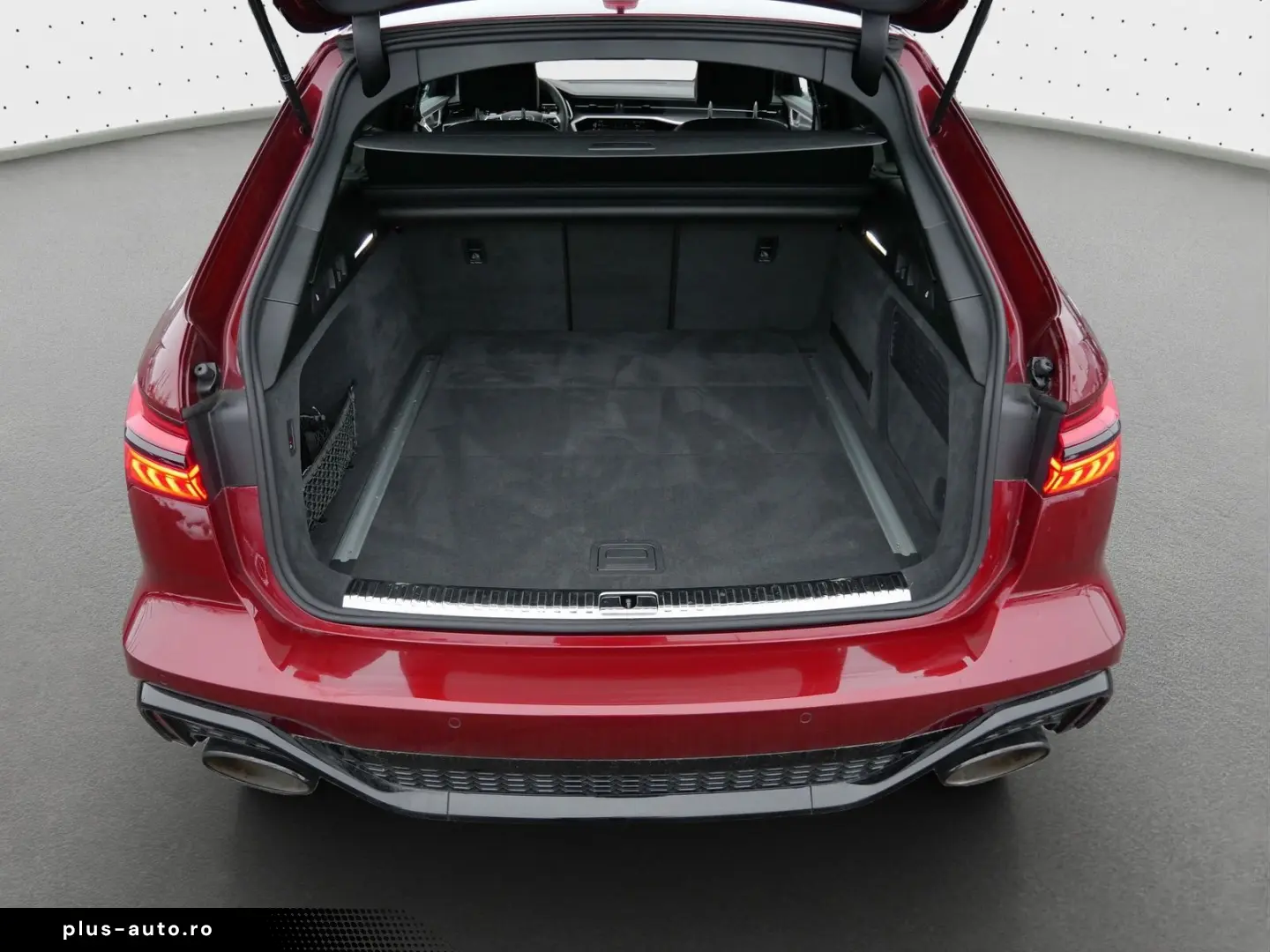 AUDI RS 6 Performance Matrix B&O Massage HuD