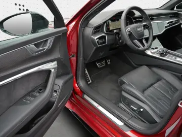 AUDI RS 6 Performance Matrix B&O Massage HuD