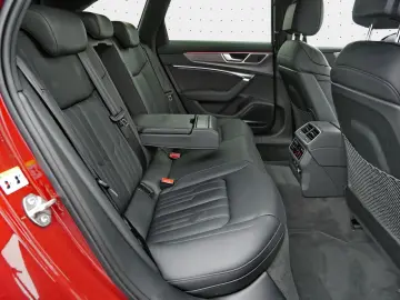 AUDI RS 6 Performance Matrix B&O Massage HuD