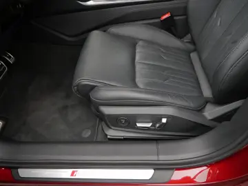 AUDI RS 6 Performance Matrix B&O Massage HuD