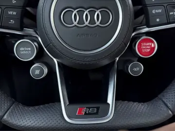 AUDI R8 Coupe 5.2 FSI RWD PERFORMANCE