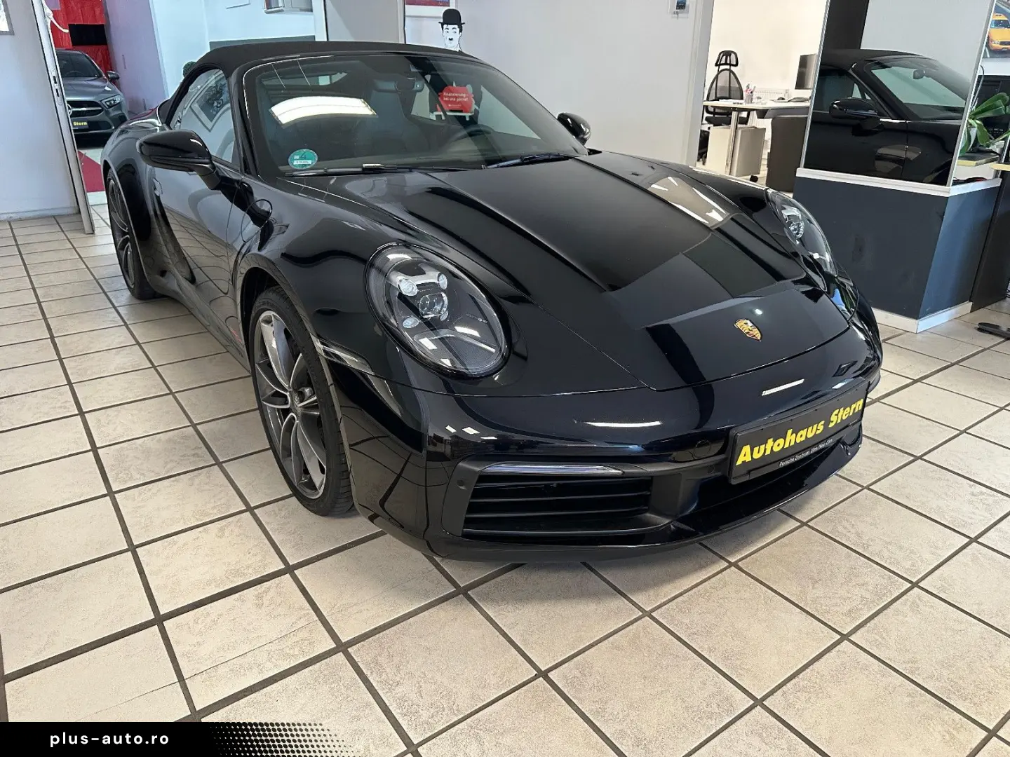 PORSCHE 992 Carrera Cabriolet Sportabgas SPORTSITZ-Plus