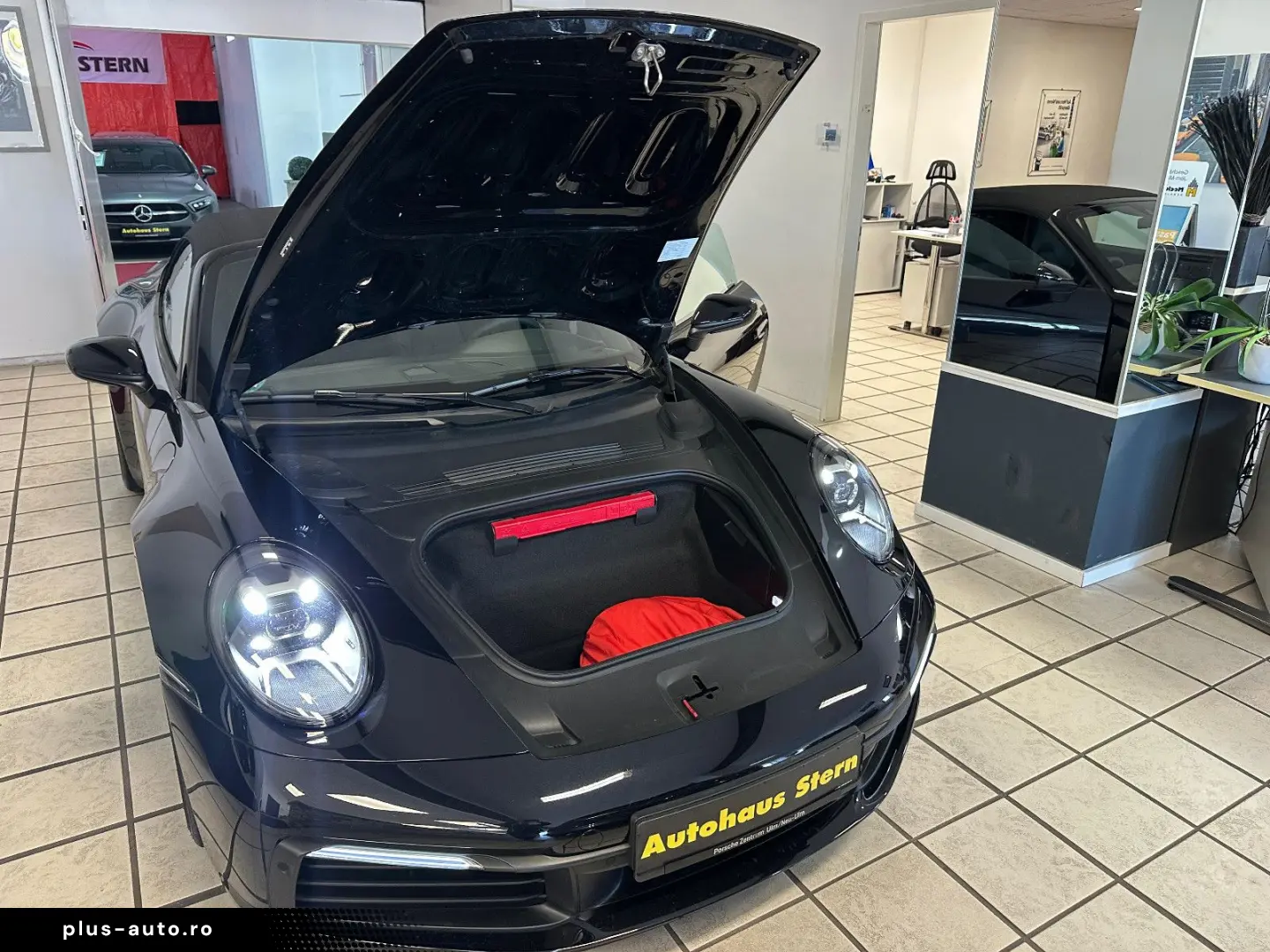 PORSCHE 992 Carrera Cabriolet Sportabgas SPORTSITZ-Plus