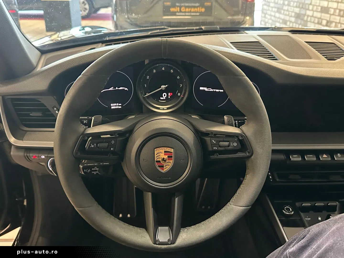 PORSCHE 992 Carrera Cabriolet Sportabgas SPORTSITZ-Plus