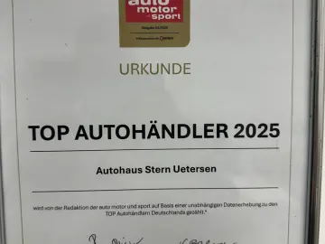 PORSCHE 992 Carrera Cabriolet Sportabgas SPORTSITZ-Plus