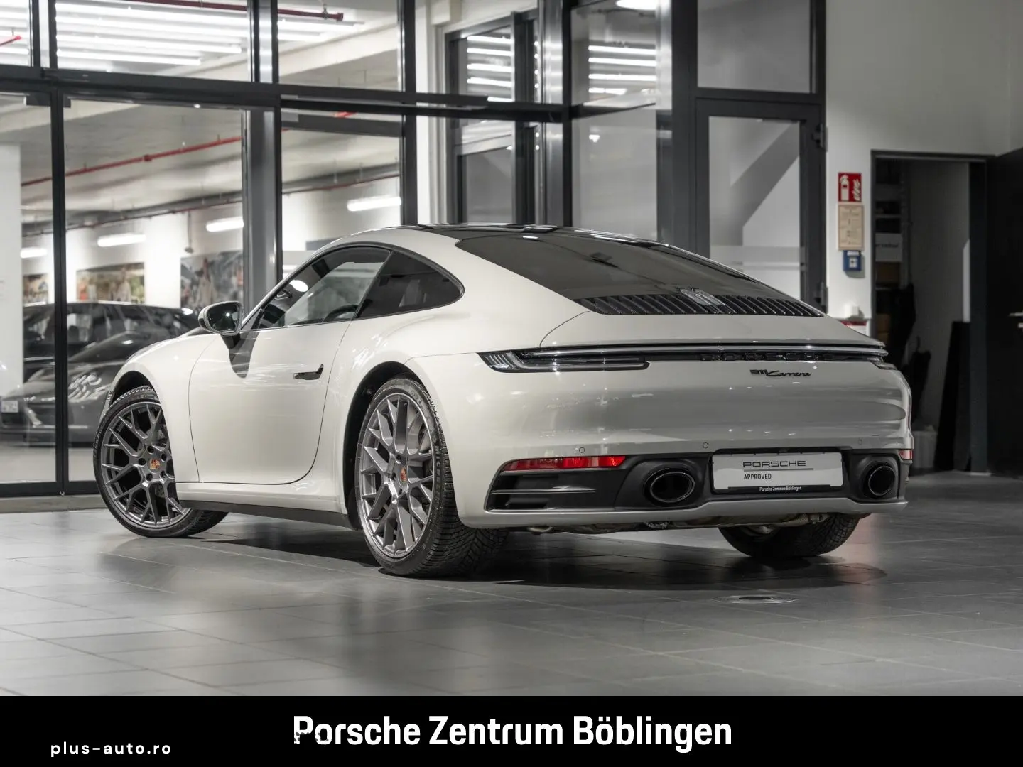 PORSCHE 992 911 Carrera Sportabgas BOSE Rückfahrkamera