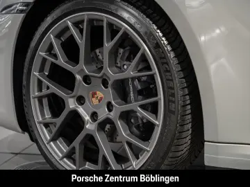 PORSCHE 992 911 Carrera Sportabgas BOSE Rückfahrkamera