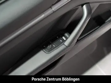 PORSCHE 992 911 Carrera Sportabgas BOSE Rückfahrkamera