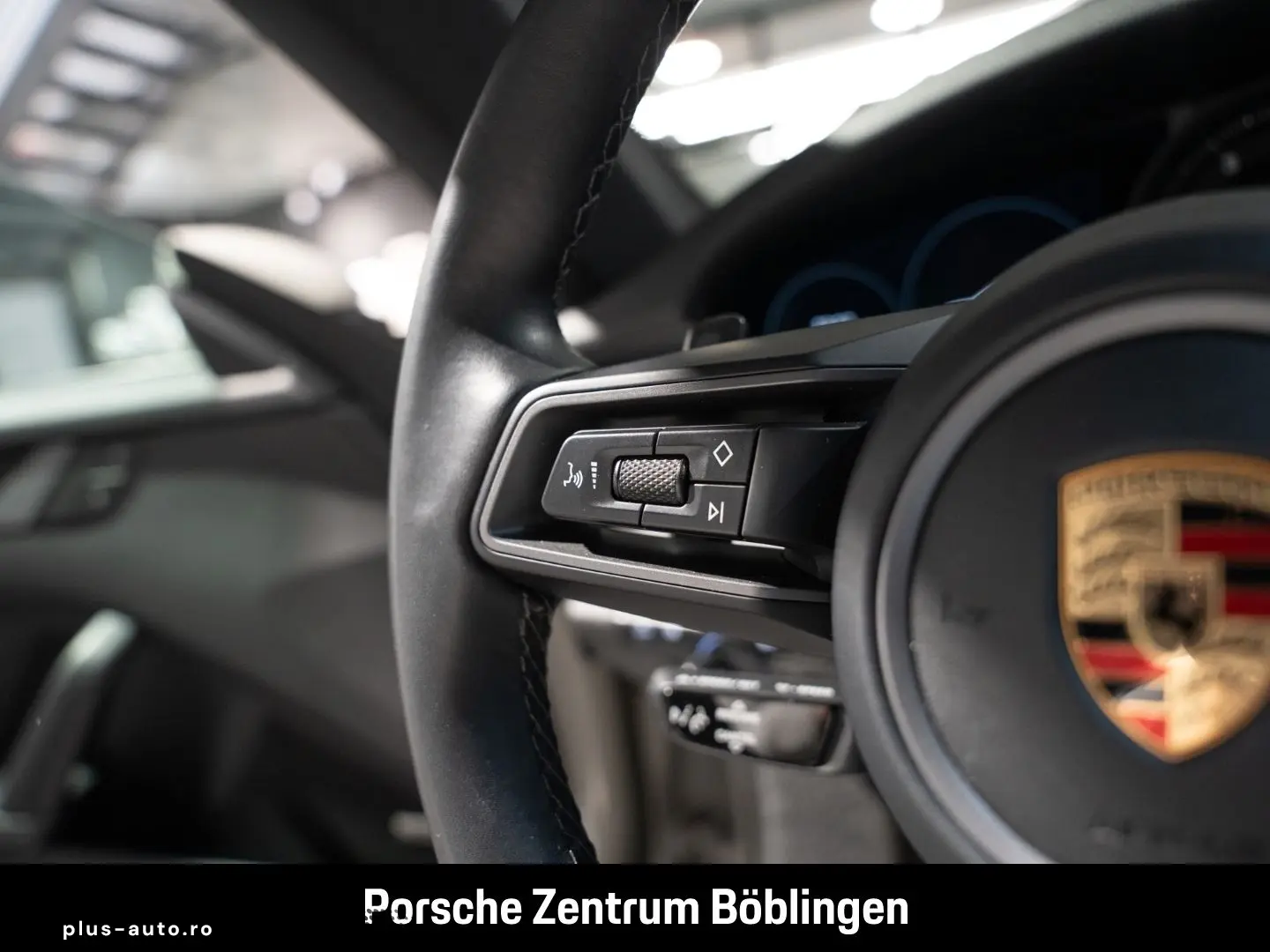 PORSCHE 992 911 Carrera Sportabgas BOSE Rückfahrkamera