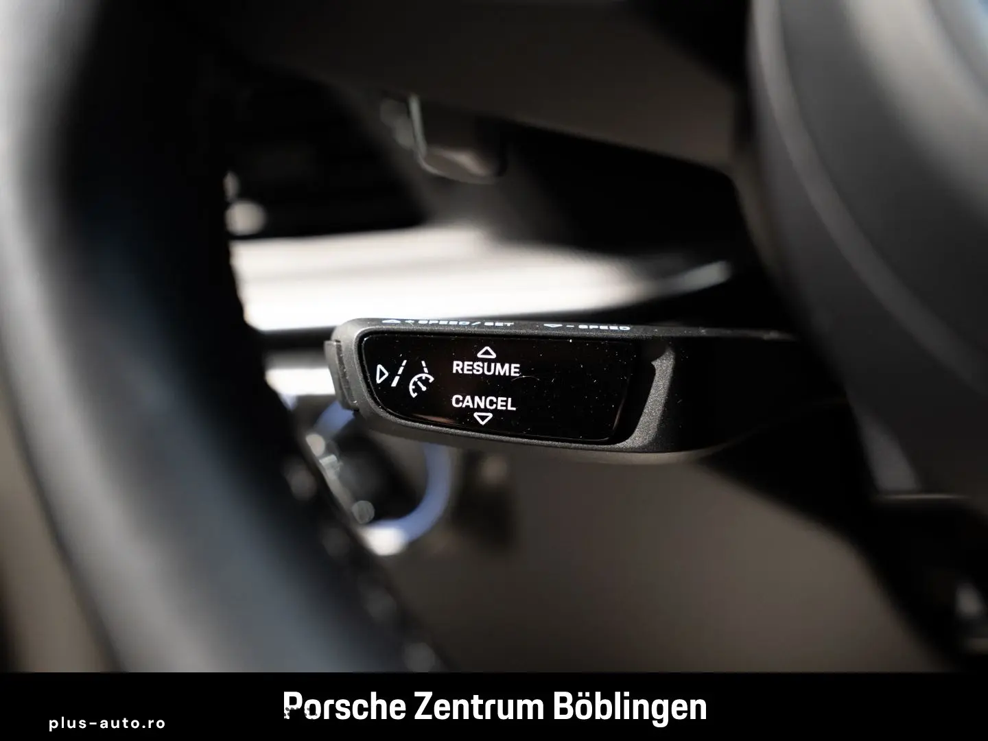 PORSCHE 992 911 Carrera Sportabgas BOSE Rückfahrkamera