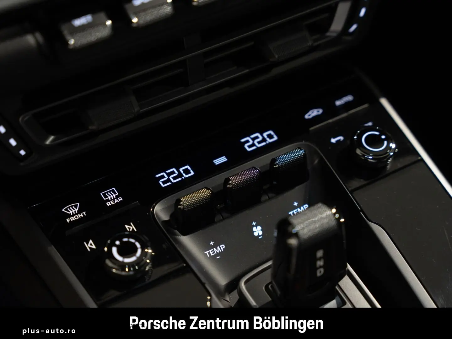 PORSCHE 992 911 Carrera Sportabgas BOSE Rückfahrkamera