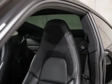 PORSCHE 992 Carrera S BOSE Rückfahrkamera Schiebedach