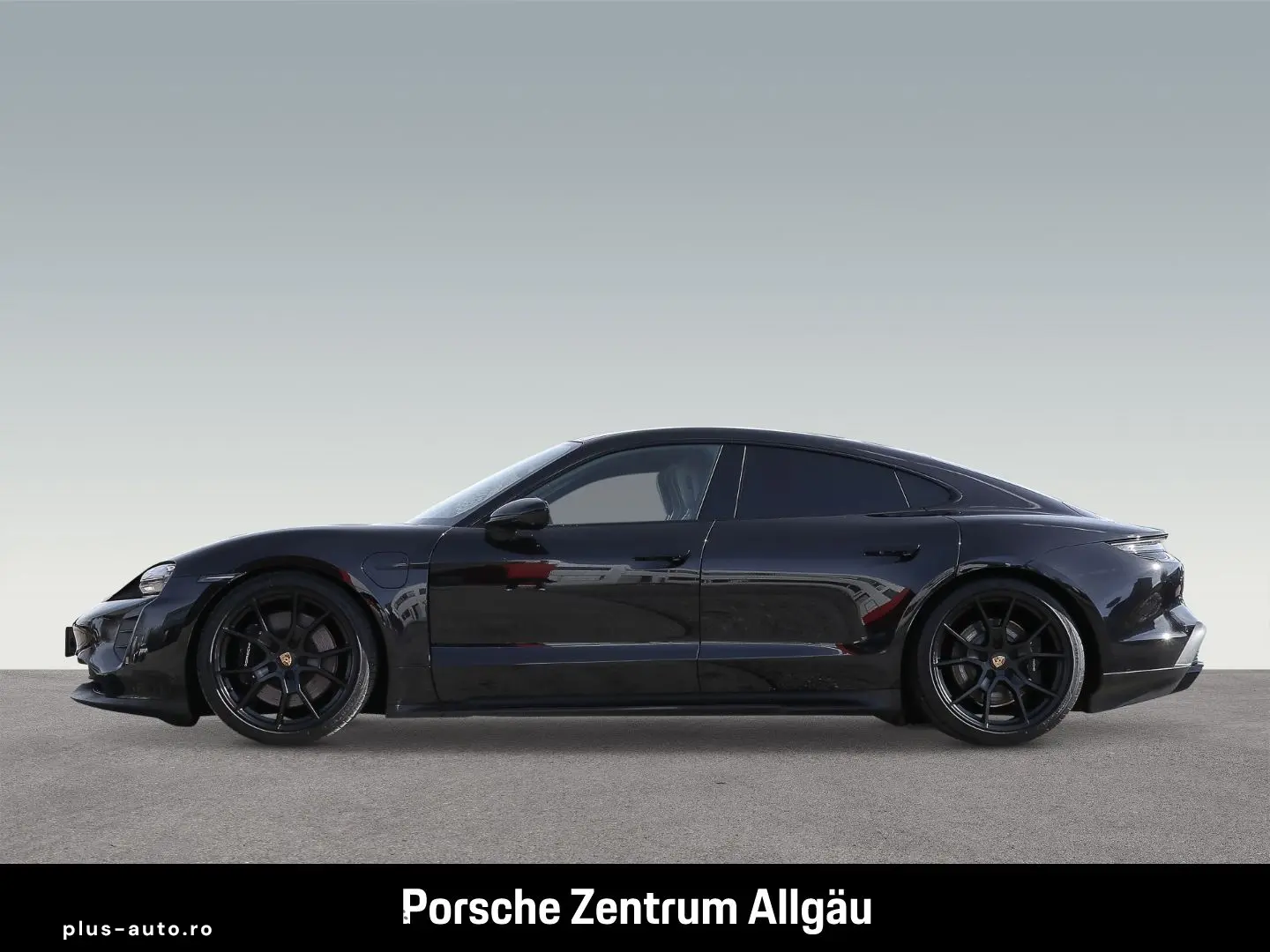 PORSCHE Taycan GTS InnoDrive Surround-View BOSE 21-Zoll