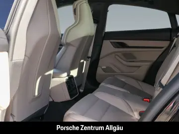 PORSCHE Taycan GTS InnoDrive Surround-View BOSE 21-Zoll
