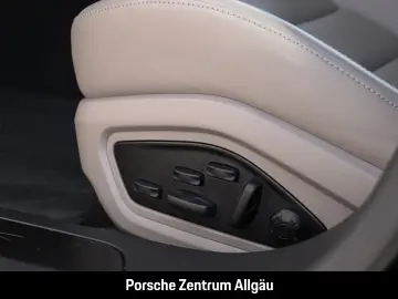 PORSCHE Taycan GTS InnoDrive Surround-View BOSE 21-Zoll
