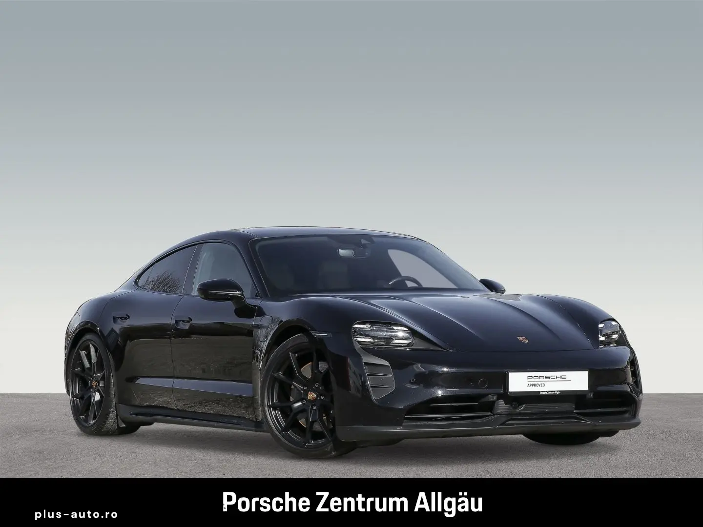 PORSCHE Taycan GTS InnoDrive Surround-View BOSE 21-Zoll