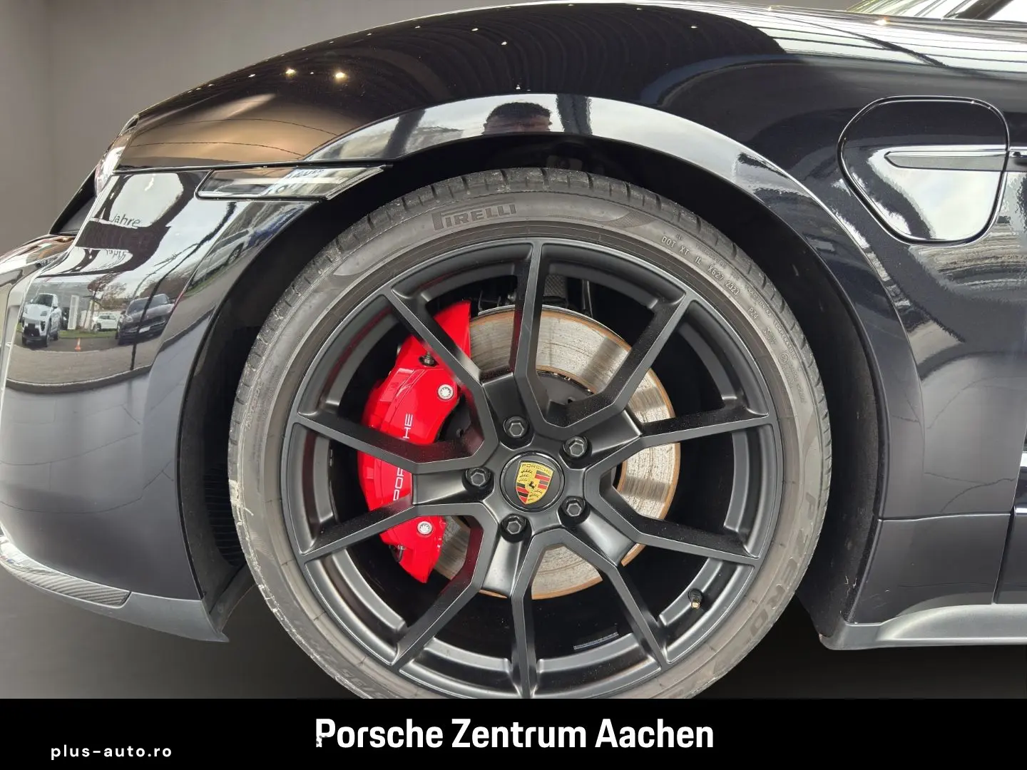 PORSCHE Taycan GTS Surround-View 21-Zoll Luftfederung