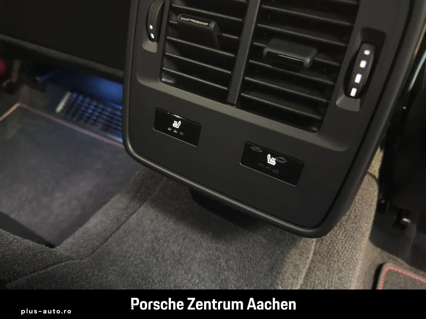 PORSCHE Taycan GTS Surround-View 21-Zoll Luftfederung