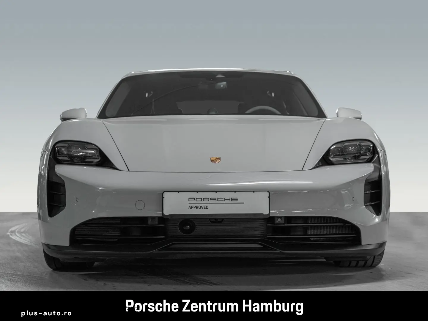 PORSCHE Taycan GTS  InnoDrive Komfortzugang ParkAssisten