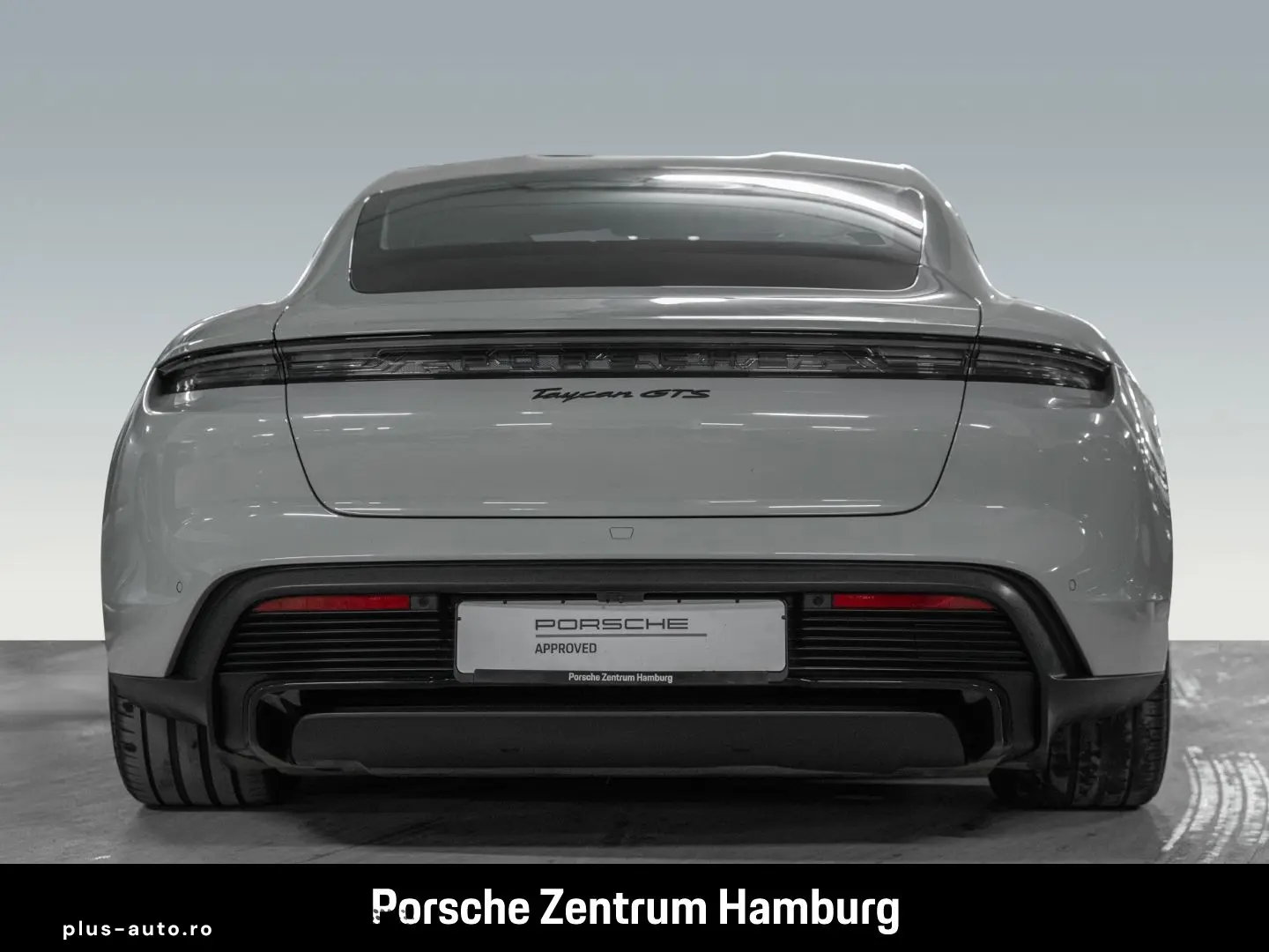 PORSCHE Taycan GTS  InnoDrive Komfortzugang ParkAssisten