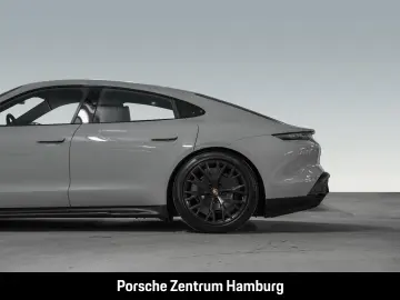 PORSCHE Taycan GTS  InnoDrive Komfortzugang ParkAssisten