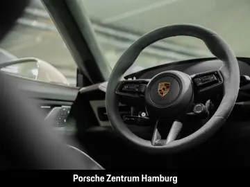 PORSCHE Taycan GTS  InnoDrive Komfortzugang ParkAssisten