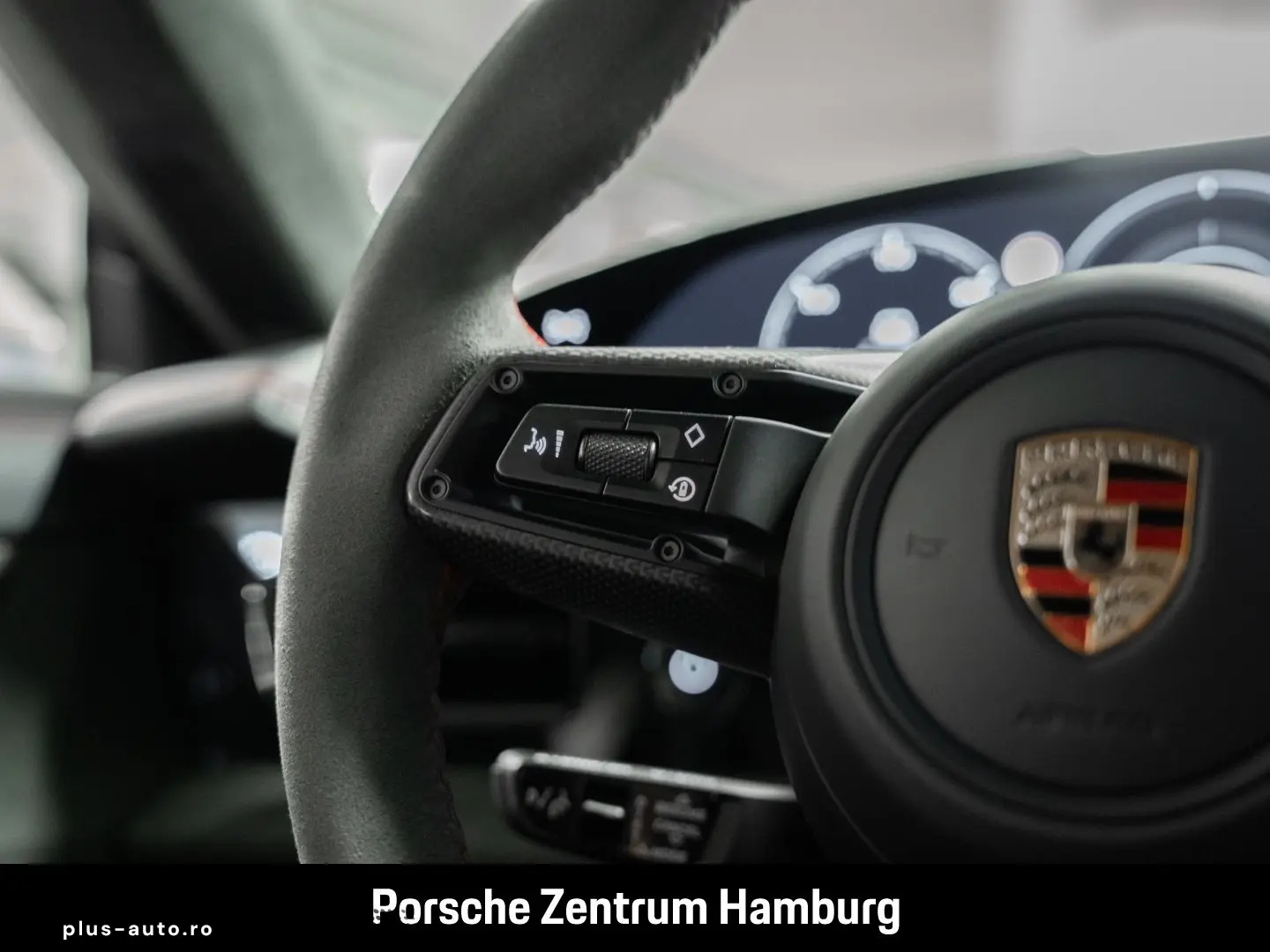 PORSCHE Taycan GTS  InnoDrive Komfortzugang ParkAssisten