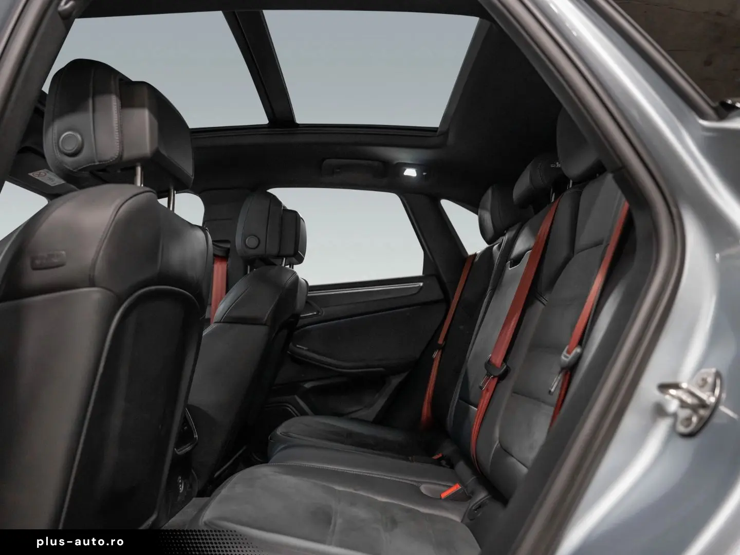 PORSCHE Macan GTS Abstandsregeltempostat Sport Chrono