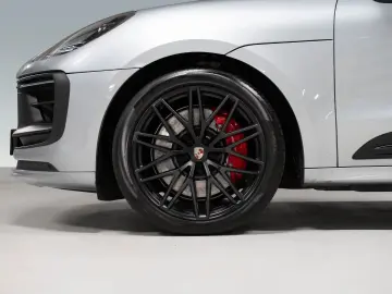 PORSCHE Macan GTS Abstandsregeltempostat Sport Chrono