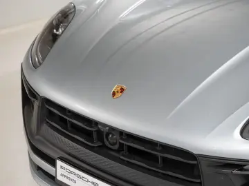 PORSCHE Macan GTS Abstandsregeltempostat Sport Chrono