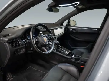 PORSCHE Macan GTS Abstandsregeltempostat Sport Chrono