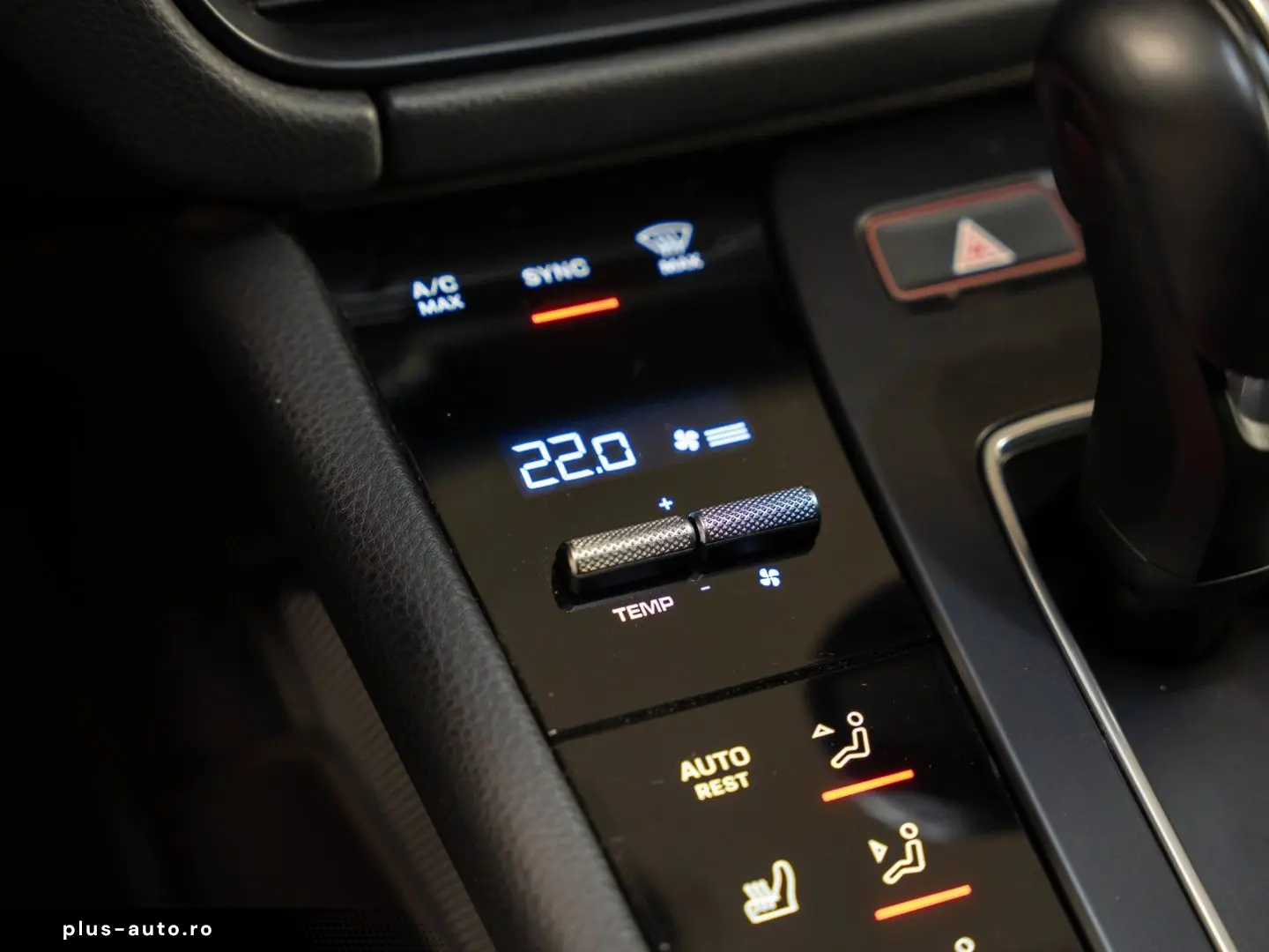 PORSCHE Macan GTS Abstandsregeltempostat Sport Chrono