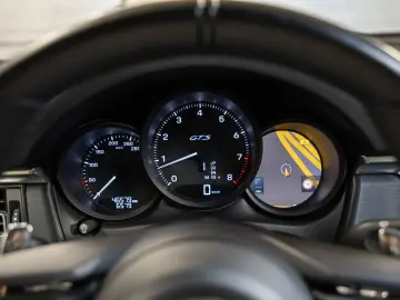 PORSCHE Macan GTS Abstandsregeltempostat Sport Chrono