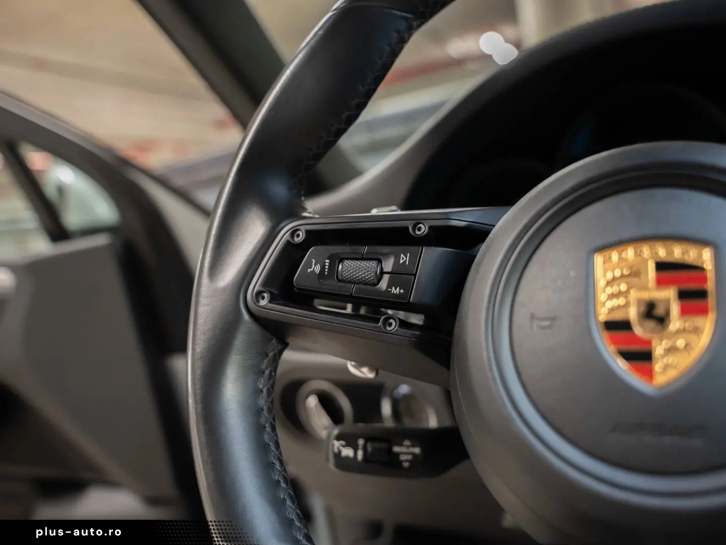 PORSCHE Macan GTS Abstandsregeltempostat Sport Chrono