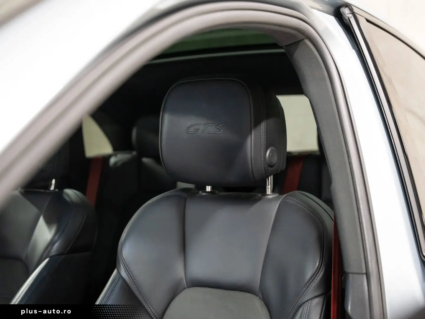 PORSCHE Macan GTS Abstandsregeltempostat Sport Chrono