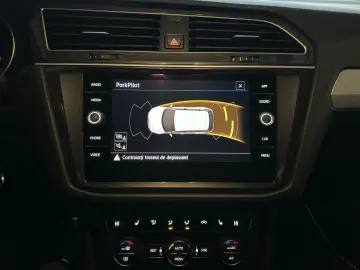 Volkswagen Tiguan 4Motion DSG  R-LINE