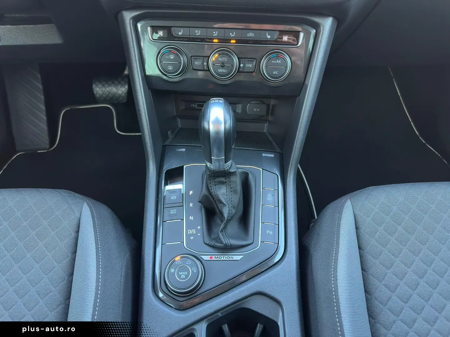 Volkswagen Tiguan 4Motion DSG  R-LINE