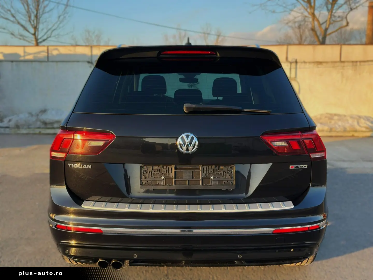 Volkswagen Tiguan 4Motion DSG  R-LINE