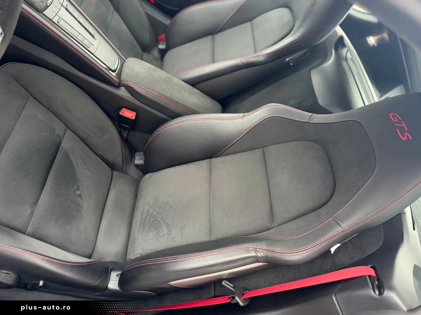 PORSCHE Cayman GTS 718 SAGA CHRONO BOSE CARBON TOP