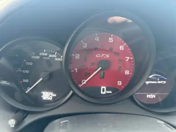 PORSCHE Cayman GTS 718 SAGA CHRONO BOSE CARBON TOP