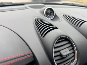 PORSCHE Cayman GTS 718 SAGA CHRONO BOSE CARBON TOP