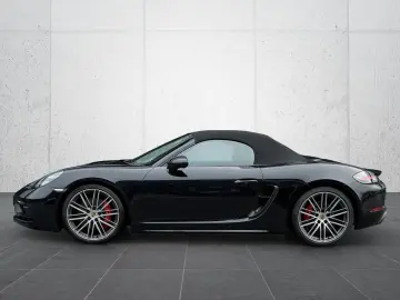 PORSCHE Boxster GTS 4.0 718 SHZ BOSE Lenkradheizung