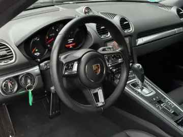 PORSCHE Boxster GTS 4.0 718 SHZ BOSE Lenkradheizung