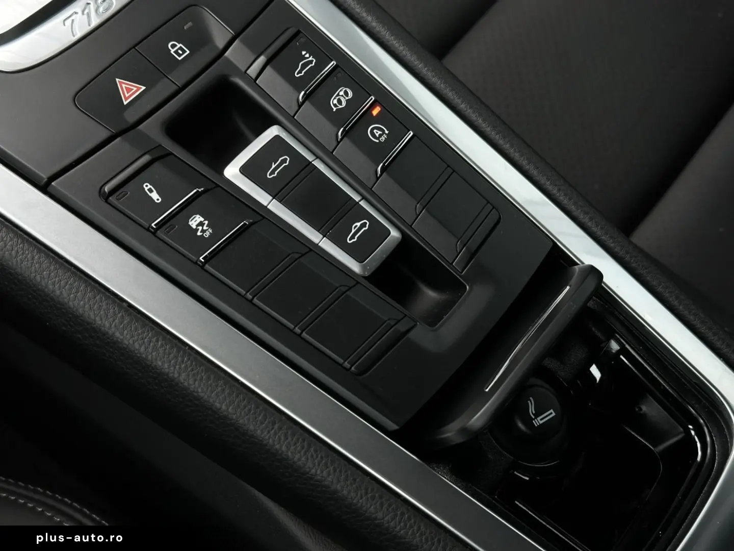 PORSCHE Boxster GTS 4.0 718 SHZ BOSE Lenkradheizung