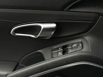 PORSCHE Boxster GTS 4.0 718 SHZ BOSE Lenkradheizung