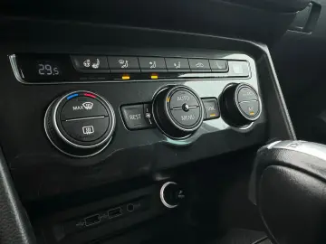 Volkswagen Tiguan 4Motion DSG HIGHLINE