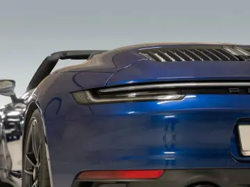PORSCHE 992 Carrera GTS Cabriolet BOSE Hinterachslenkung